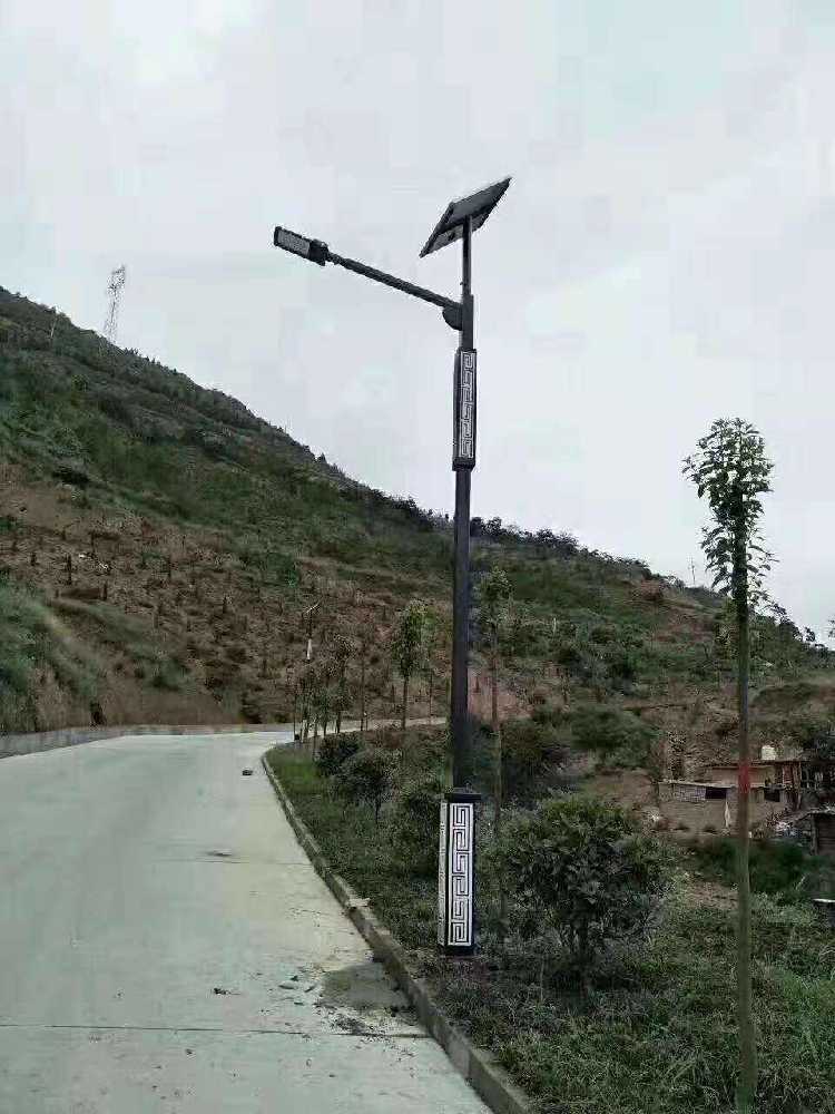 南阳市仿古太阳能路灯